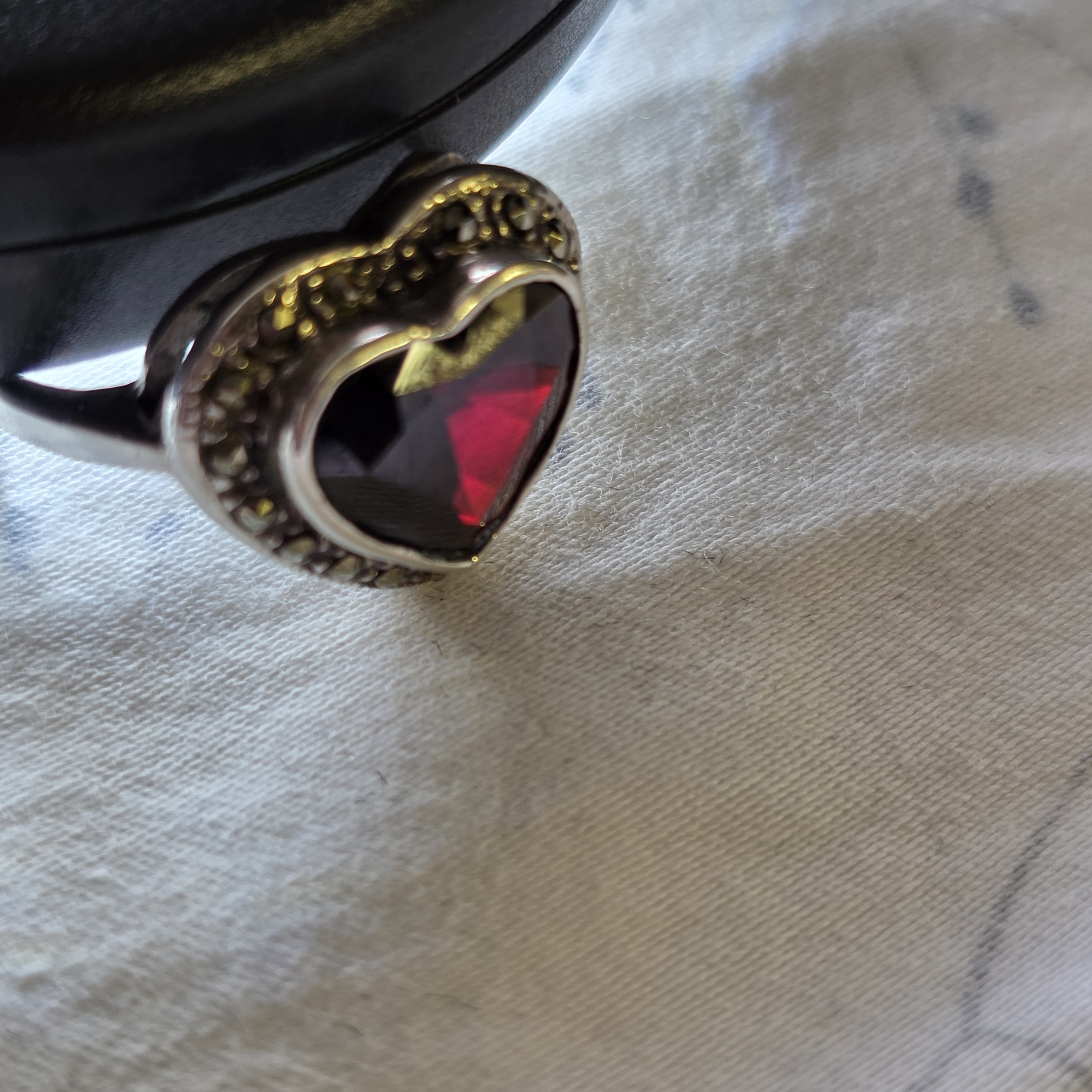 Vintage Ss Garnet And Marcosite Ring.